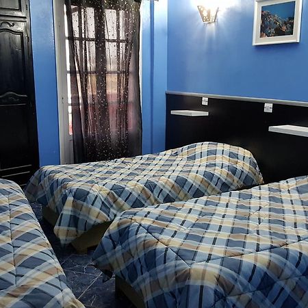 Hotel La Brise Aïn El Turk Buitenkant foto