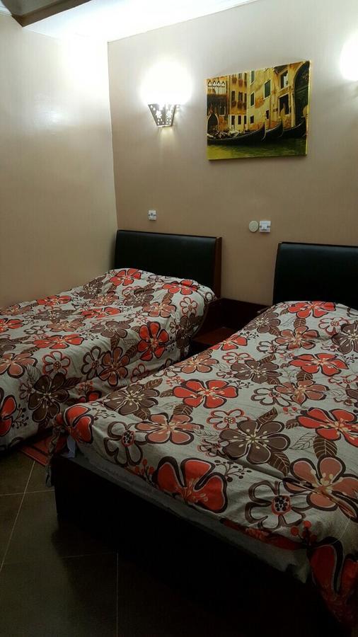 Hotel La Brise Aïn El Turk Buitenkant foto
